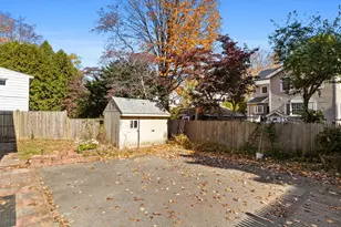 303 Russett, Brookline, MA 02467 - Photo 34