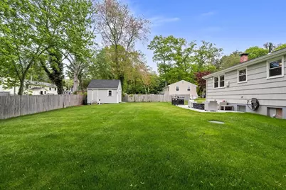 19 Burr Ave, Pembroke, MA 02359 - Photo 24