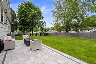 19 Burr Ave, Pembroke, MA 02359 - Photo 22