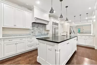 31 Kesseler Way, Newton, MA 02467 - Photo 2