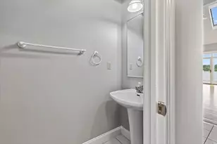101 Pond St, Braintree, MA 02184 - Photo 10