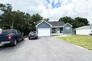 85 Worcester Rd, Webster, MA 01570 - Photo 1