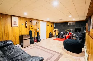 21 Helen Dr, Marlborough, MA 01752 - Photo 20
