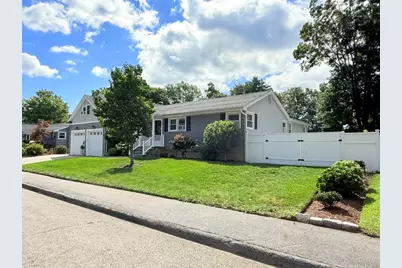 21 Helen Dr, Marlborough, MA 01752 - Photo 4