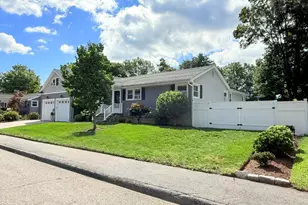 21 Helen Dr, Marlborough, MA 01752 - Photo 4