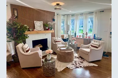1061 Trapelo Rd, Waltham, MA 02451 - Photo 8
