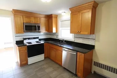 6 Bates Rd E, Watertown, MA 02472 - Photo 4