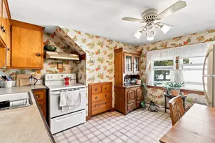 4 Washington St, Milford, MA 01757 - Photo 22