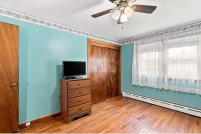 4 Washington Street, Milford, MA 01757 - Photo 14