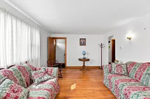 4 Washington St, Milford, MA 01757 - Photo 6
