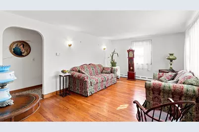 4 Washington Street, Milford, MA 01757 - Photo 8