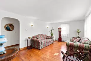 4 Washington St, Milford, MA 01757 - Photo 8