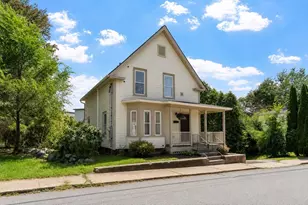 460 Pleasant St, Gardner, MA 01440 - Photo 2