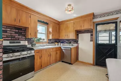 29 Rosedale Avenue, North Andover, MA 01845 - Photo 12