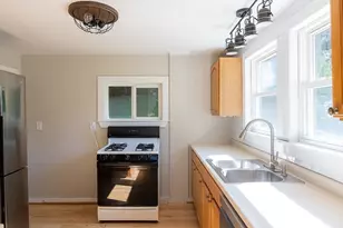 24 Belvidere Rd, Haverhill, MA 01830 - Photo 8