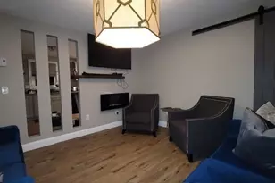 15-17 Otis Ct, Springfield, MA 01119 - Photo 2
