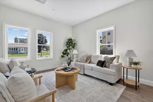 65 Wales St, Taunton, MA 02780 - Photo 2