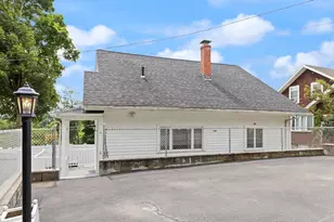 6 Groveland St, Haverhill, MA 01830 - Photo 40
