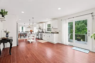 33 Fairway Dr, Woburn, MA 01801 - Photo 8