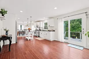 33 Fairway Dr, Woburn, MA 01801 - Photo 8