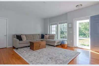 136 Minot Ave #B, Wareham, MA 02538 - Photo 4