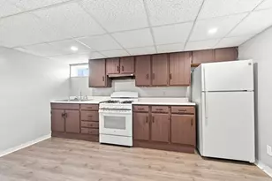 139 Seabury St, New Bedford, MA 02745 - Photo 16