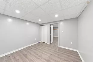 139 Seabury St, New Bedford, MA 02745 - Photo 20