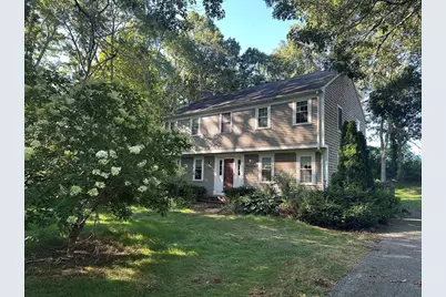 8 Deep Wood Dr, Sandwich, MA 02563 - Photo 2