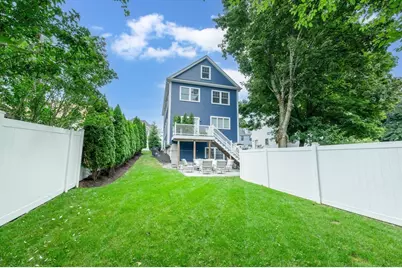 30 Farrow St, Winchester, MA 01890 - Photo 32