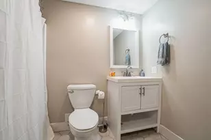 31 Elizabeth St, Worcester, MA 01605 - Photo 12