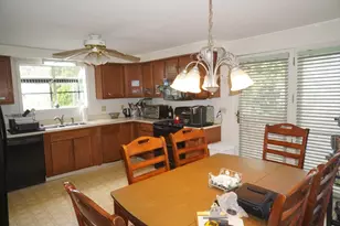 22 Blaney Ct, Revere, MA 02151 - Photo 2