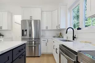 90 Berry Corner Rd, Charlton, MA 01507 - Photo 8