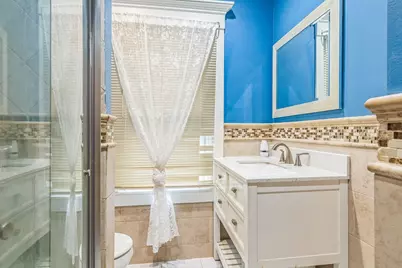 563 Union St, New Bedford, MA 02740 - Photo 16