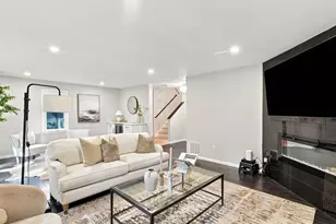 2 Steepletree Ln, Wayland, MA 01778 - Photo 4