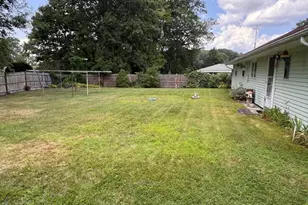 8 Aspen, Brockton, MA 02302 - Photo 12