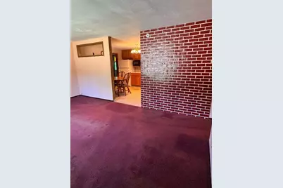 8 Aspen, Brockton, MA 02302 - Photo 2
