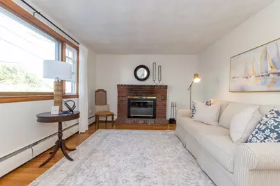 8 Siren St, Winthrop, MA 02152 - Photo 12