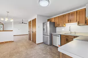 11 Colantha Ave, Brockton, MA 02301 - Photo 4