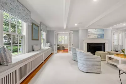 32 Arlington Road, Wellesley, MA 02481 - Photo 8