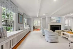 32 Arlington Rd, Wellesley, MA 02481 - Photo 8