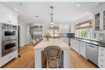 32 Arlington Road, Wellesley, MA 02481 - Photo 16