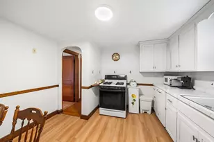 244 Beech Ave, Melrose, MA 02176 - Photo 6