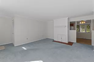 48 Washington St, Shrewsbury, MA 01545 - Photo 4