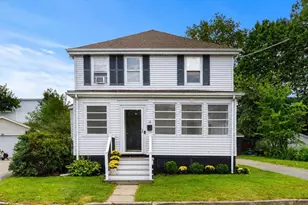 16 Maple Ave, Danvers, MA 01923 - Photo 2