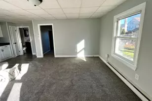 224 Tripp St, Fall River, MA 02724 - Photo 16