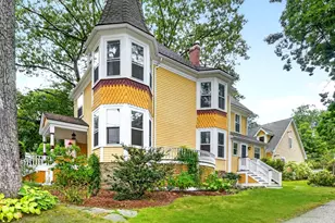 20 Botolph St, Melrose, MA 02176 - Photo 38