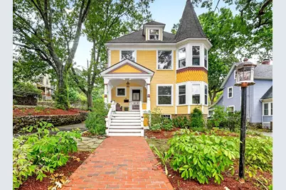20 Botolph St, Melrose, MA 02176 - Photo 1