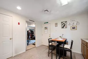127 Maple St, Attleboro, MA 02703 - Photo 4