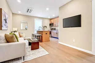 22 Pauline St, Winthrop, MA 02152 - Photo 4