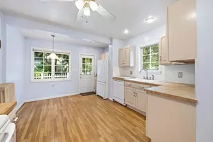 1 Belvidere Ave, Worcester, MA 01605 - Photo 4